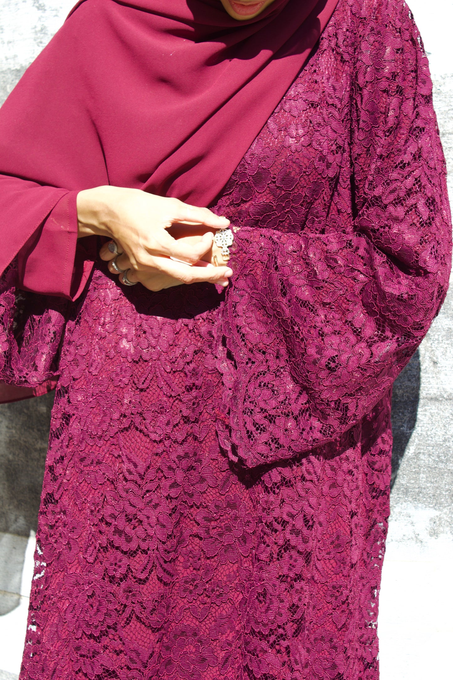 Closed Lace Abaya
