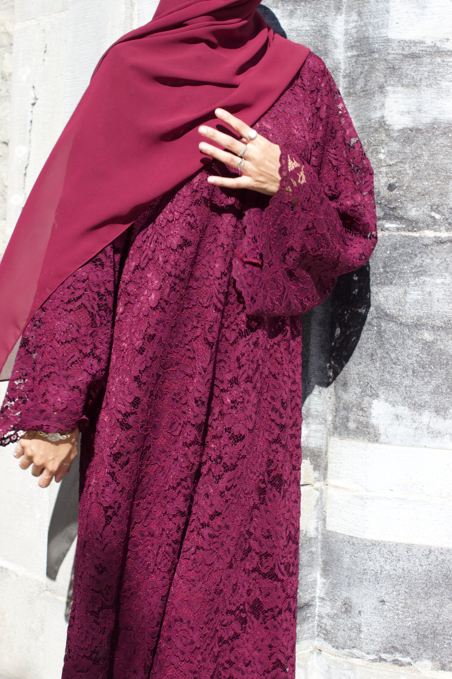 Closed Lace Abaya